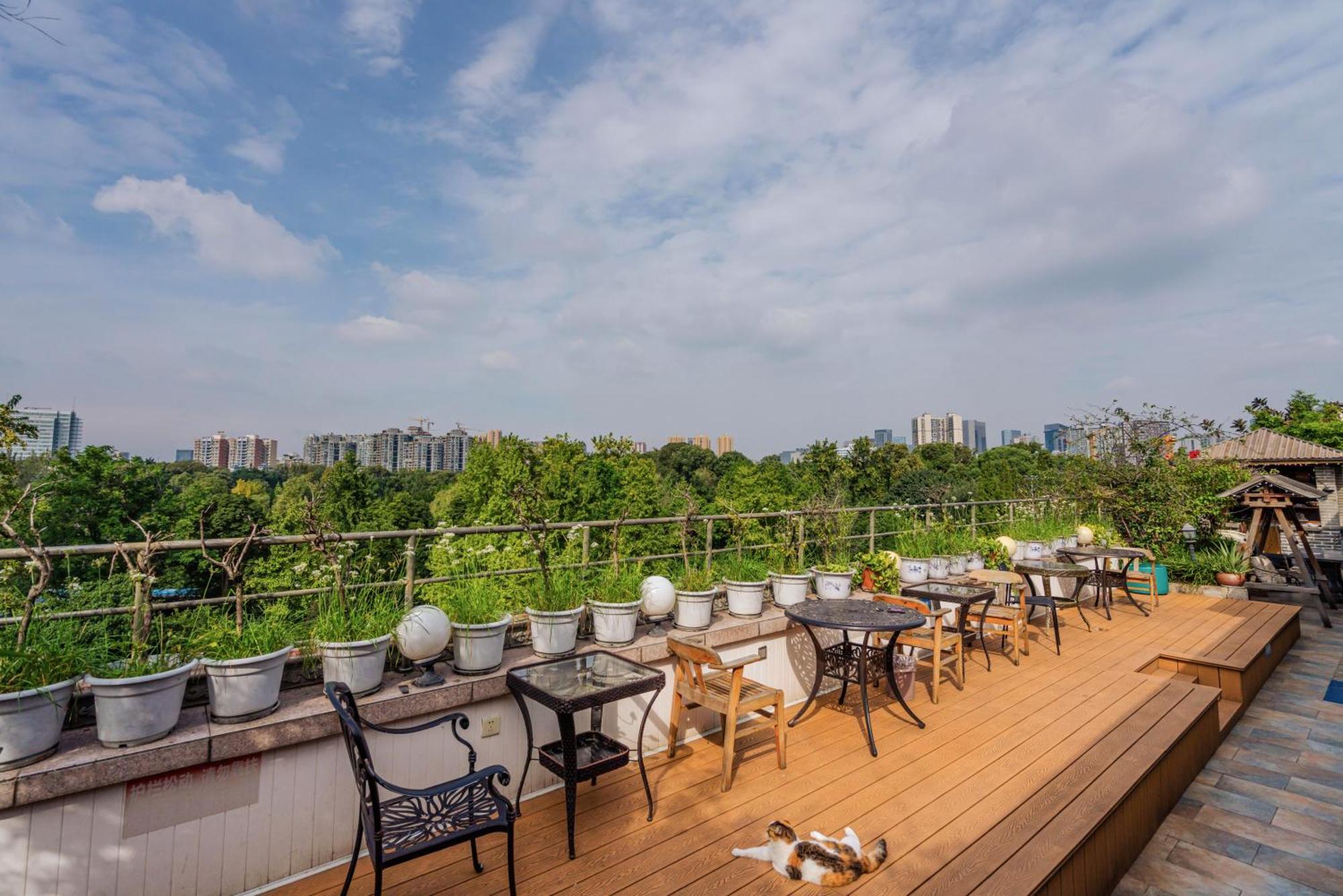 Chengdu Dreams Travel International Youth Hostel Exterior photo